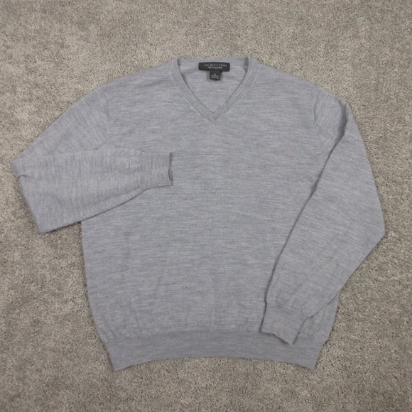 Bloomingdale's Other - Bloomingdales Sweater Mens XL Gray Merino Wool V-Neck Pullover Knit Heather